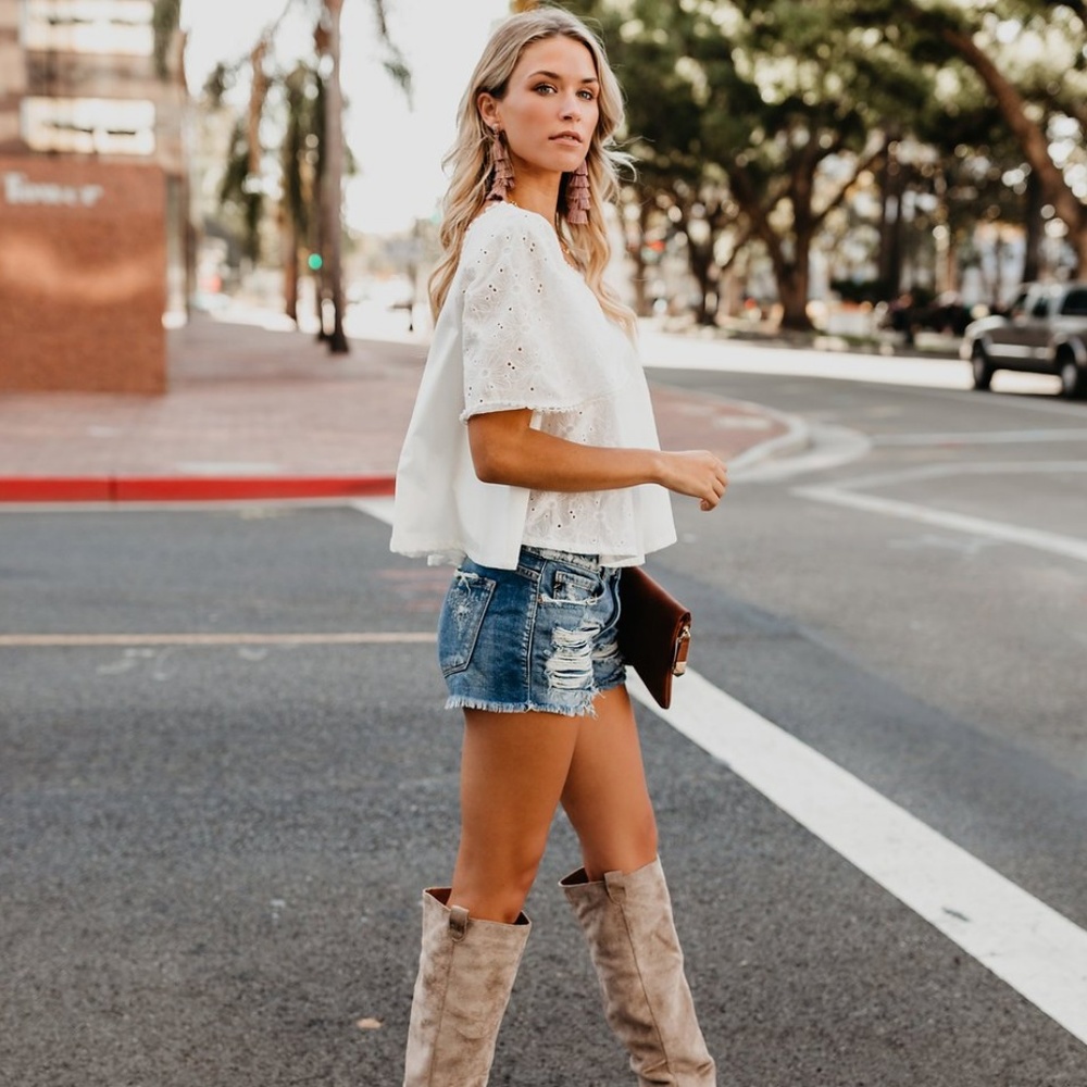 Vici Collection "Away We Go" Top